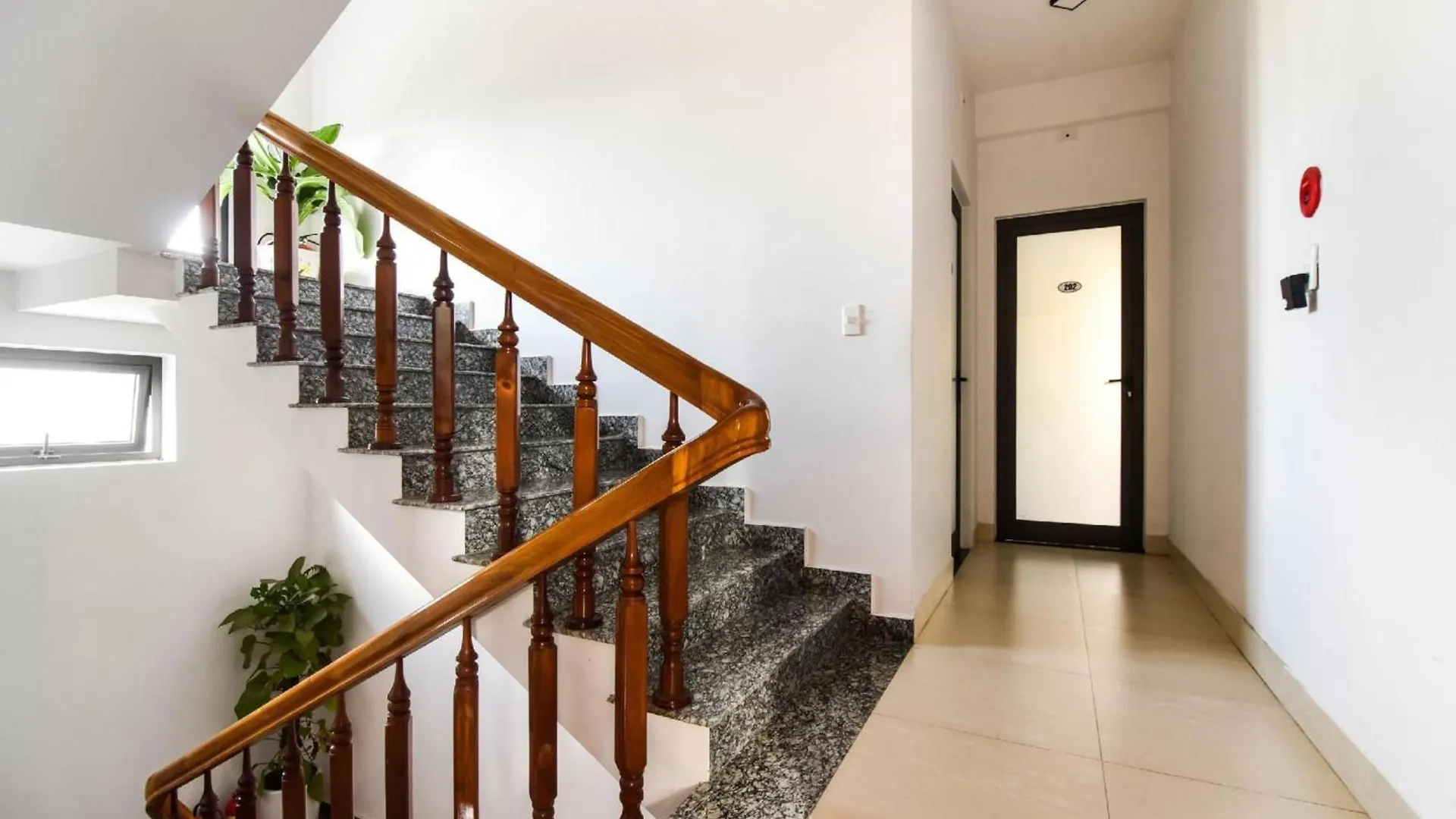 Oyo 473 Suburban Villa Hoi An Hotel