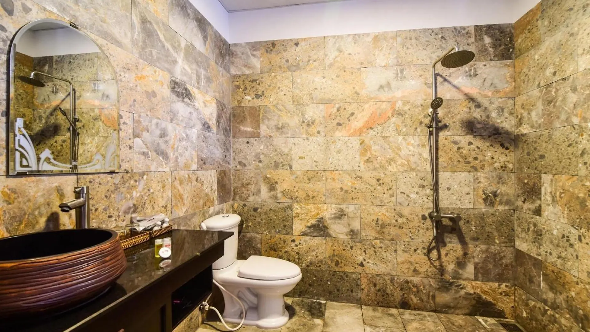 Hotel Oyo 473 Suburban Villa Hội An